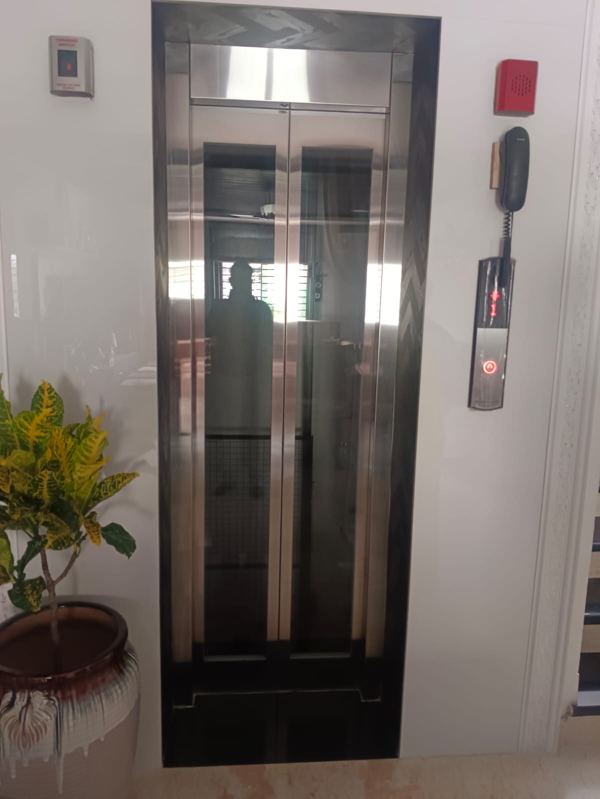 Reliable Lift and Escalator Repair Services